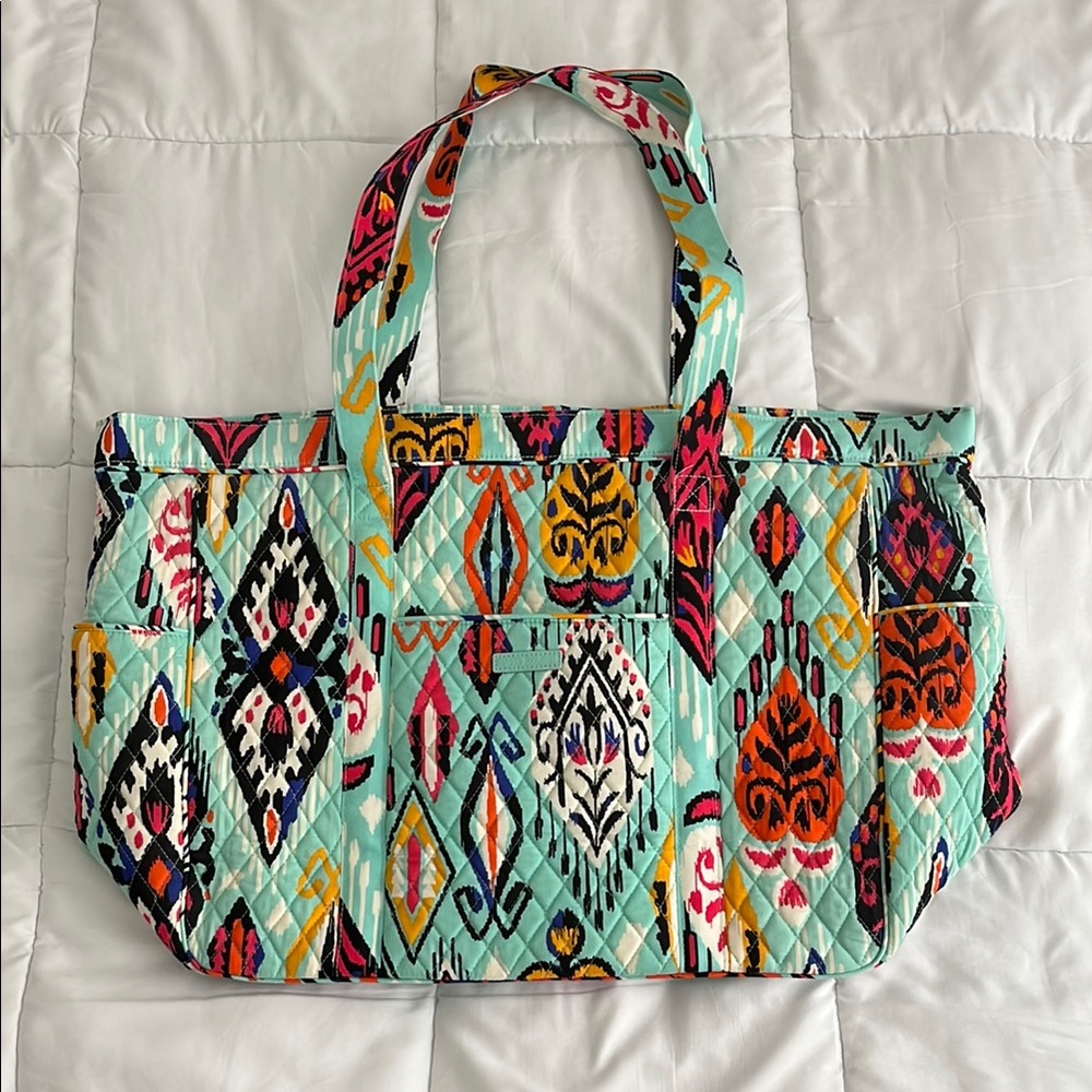 Vera Bradley Pleated tote Aztec Pueblo print